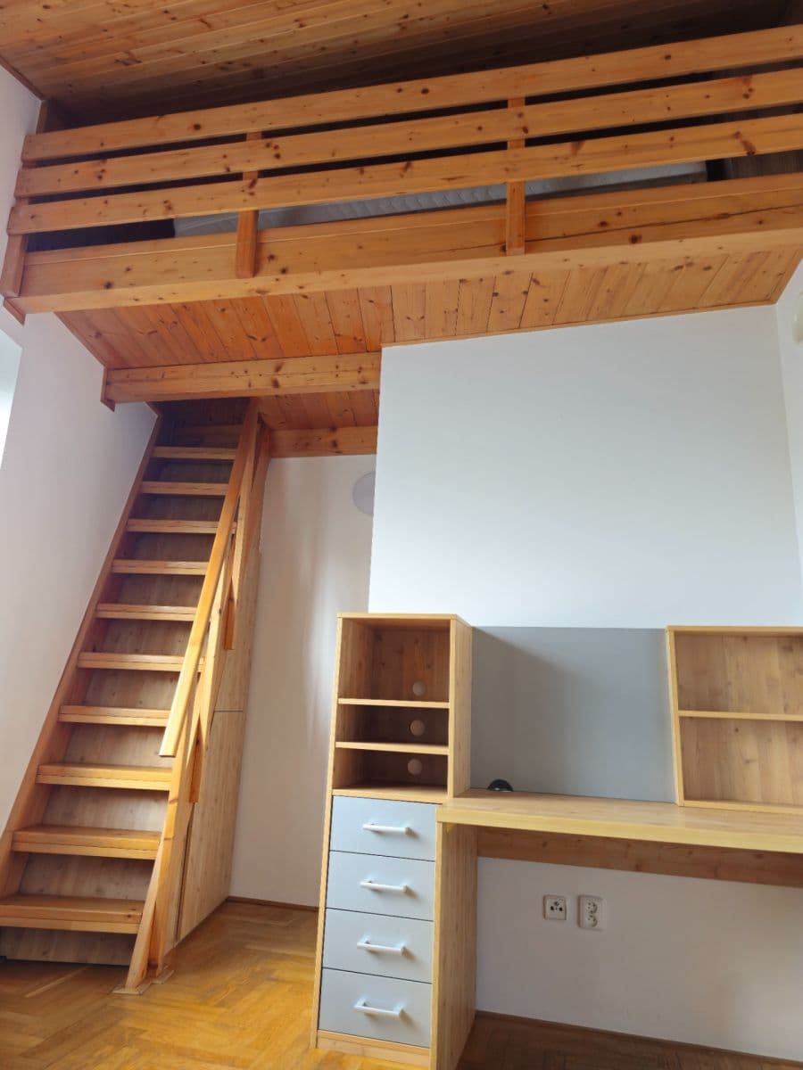 Pronájem bytu 3+1 71 m², Staňkovská, Praha, Praha Pronájem bytu 3+1 71 m², Staňkovská, Praha, Praha