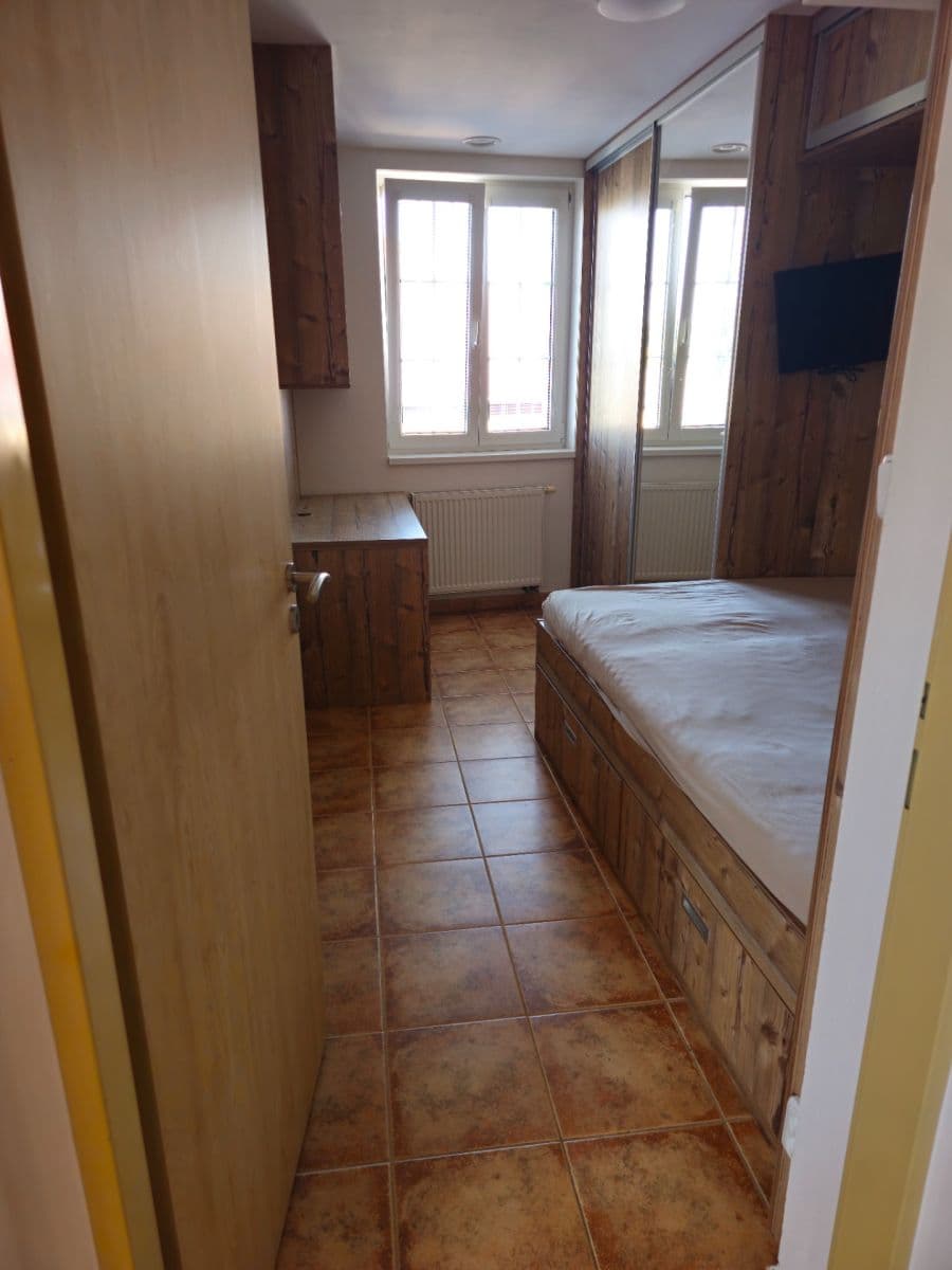 Pronájem bytu 3+1 71 m², Staňkovská, Praha, Praha Pronájem bytu 3+1 71 m², Staňkovská, Praha, Praha
