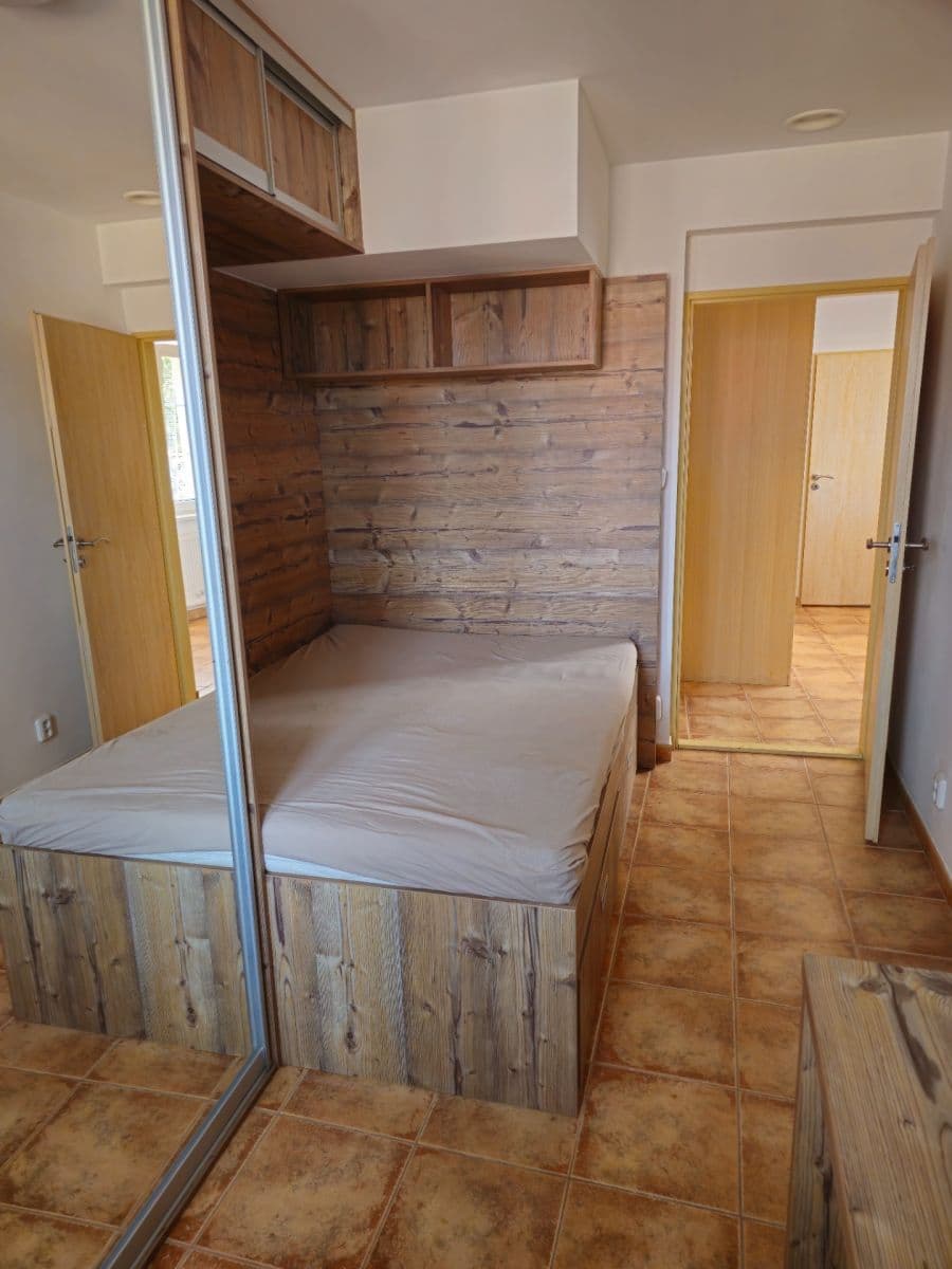 Pronájem bytu 3+1 71 m², Staňkovská, Praha, Praha Pronájem bytu 3+1 71 m², Staňkovská, Praha, Praha