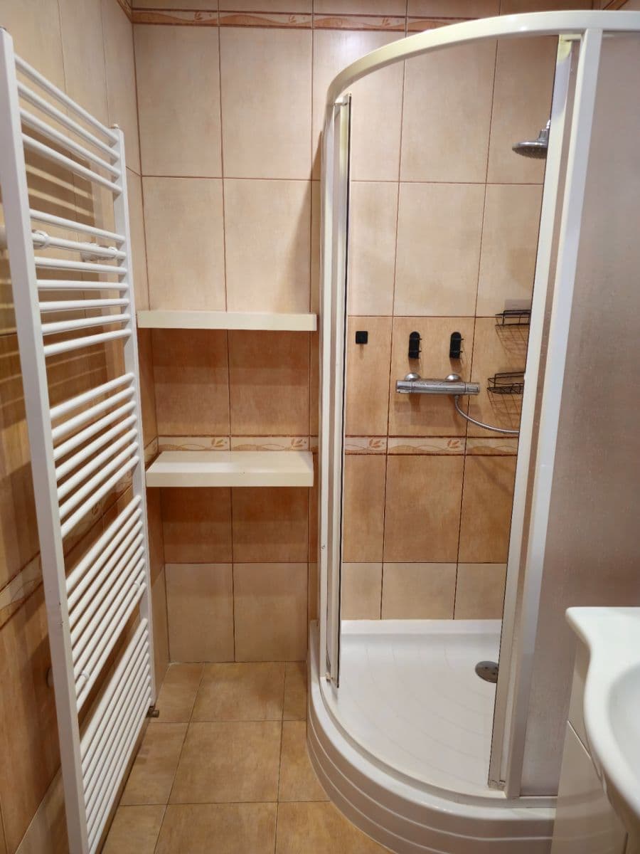 Pronájem bytu 3+1 71 m², Staňkovská, Praha, Praha Pronájem bytu 3+1 71 m², Staňkovská, Praha, Praha