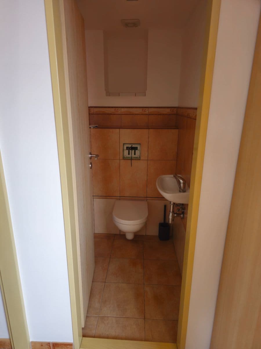 Pronájem bytu 3+1 71 m², Staňkovská, Praha, Praha Pronájem bytu 3+1 71 m², Staňkovská, Praha, Praha