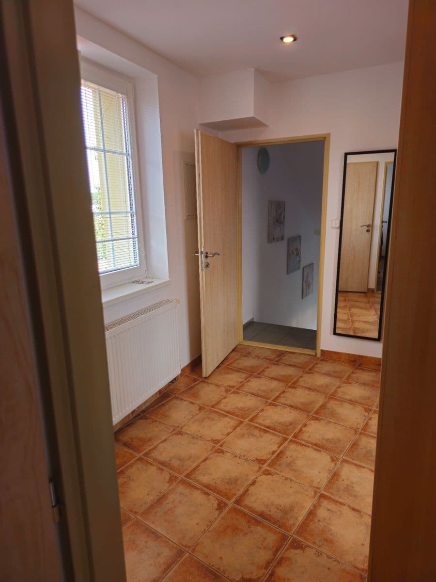 Pronájem bytu 3+1 71 m², Staňkovská, Praha, Praha Pronájem bytu 3+1 71 m², Staňkovská, Praha, Praha