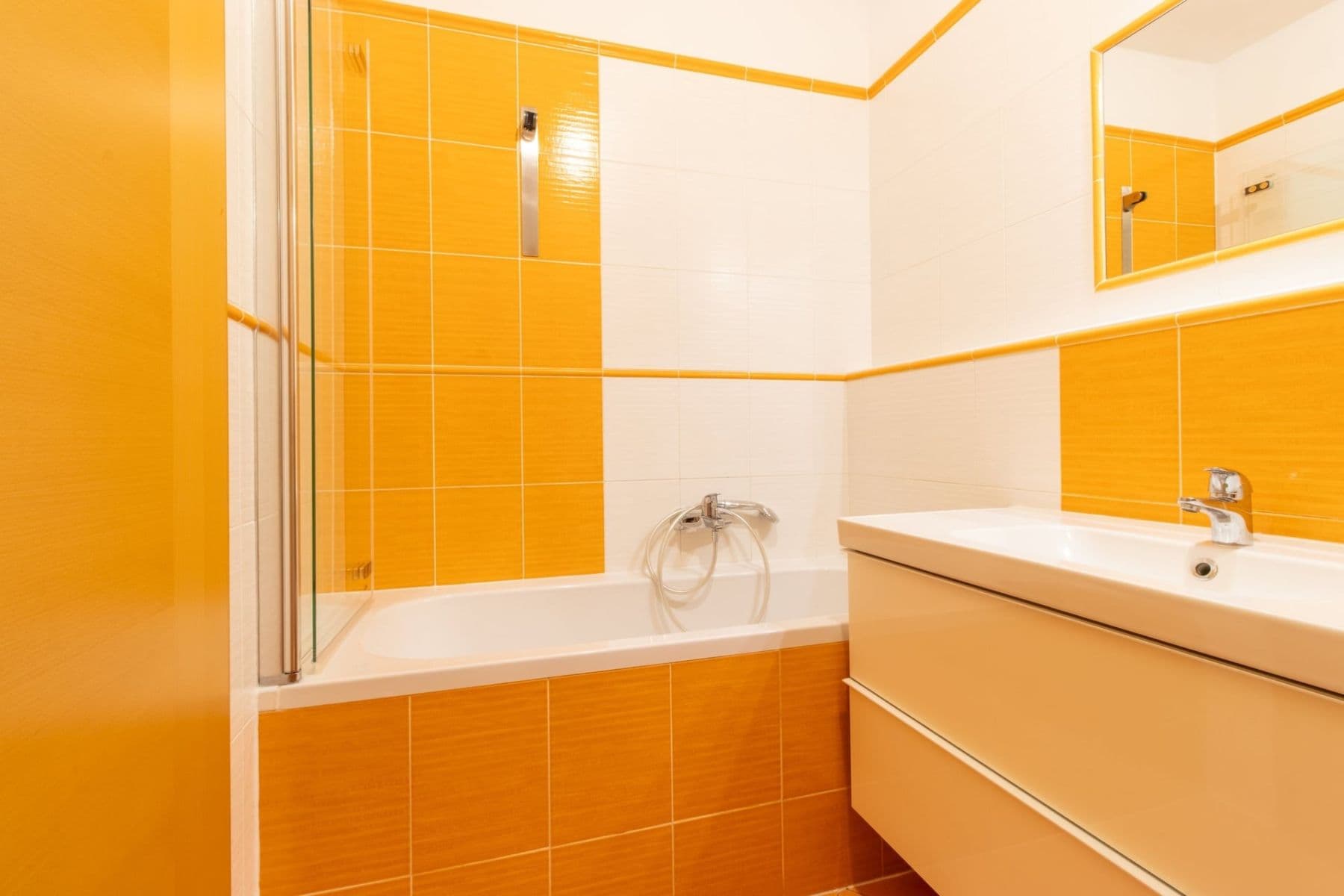 Pronájem bytu 2+kk 60 m², Nad mlýnským potokem, Praha, Praha Pronájem bytu 2+kk 60 m², Nad mlýnským potokem, Praha, Praha