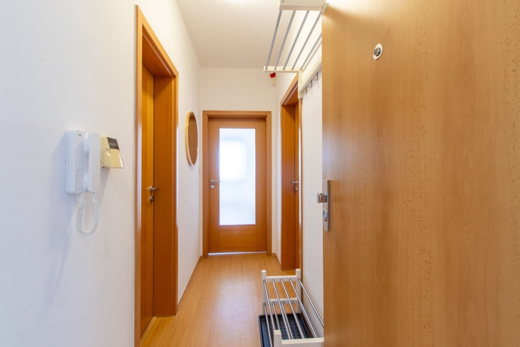 Pronájem bytu 2+kk 60 m², Nad mlýnským potokem, Praha, Praha Pronájem bytu 2+kk 60 m², Nad mlýnským potokem, Praha, Praha