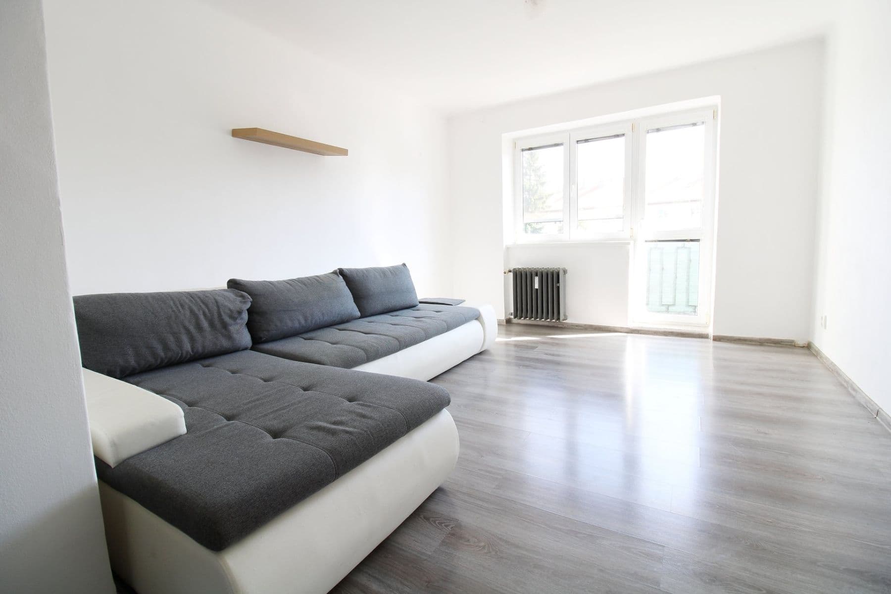 Pronájem bytu 2+kk 54 m², Jaroslava Foglara, Kladno, Středočeský kraj Pronájem bytu 2+kk 54 m², Jaroslava Foglara, Kladno, Středočeský kraj