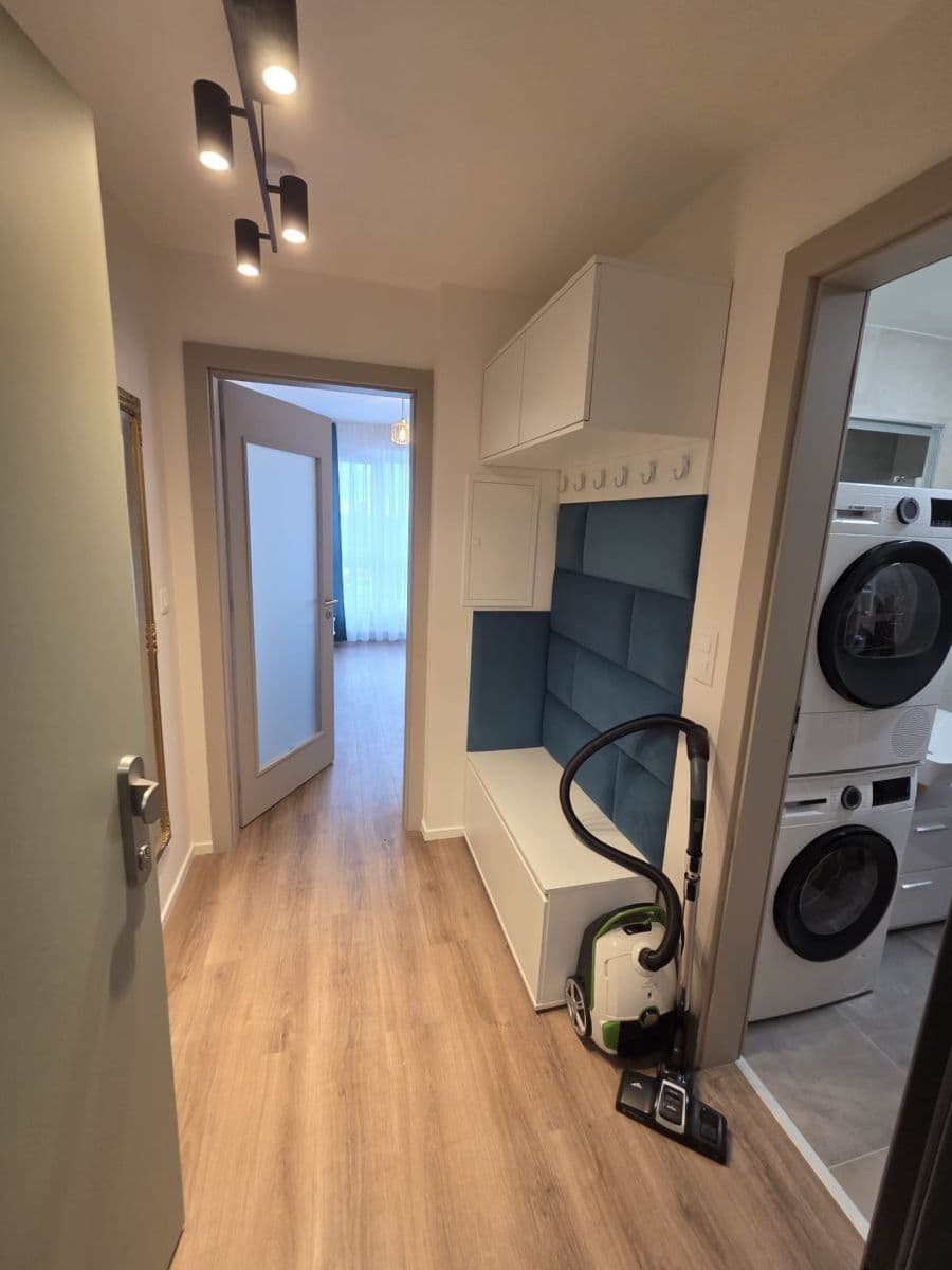 Pronájem bytu 2+kk 51 m², Arnošta Valenty, Praha, Praha Pronájem bytu 2+kk 51 m², Arnošta Valenty, Praha, Praha