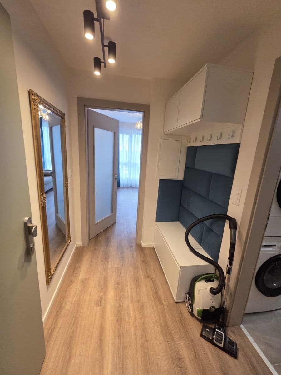 Pronájem bytu 2+kk 51 m², Arnošta Valenty, Praha, Praha Pronájem bytu 2+kk 51 m², Arnošta Valenty, Praha, Praha