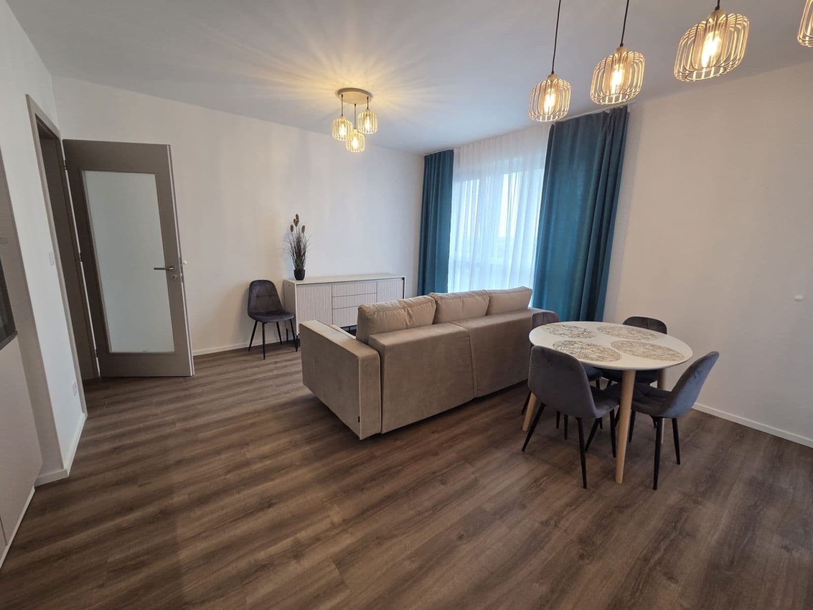 Pronájem bytu 2+kk 51 m², Arnošta Valenty, Praha, Praha Pronájem bytu 2+kk 51 m², Arnošta Valenty, Praha, Praha