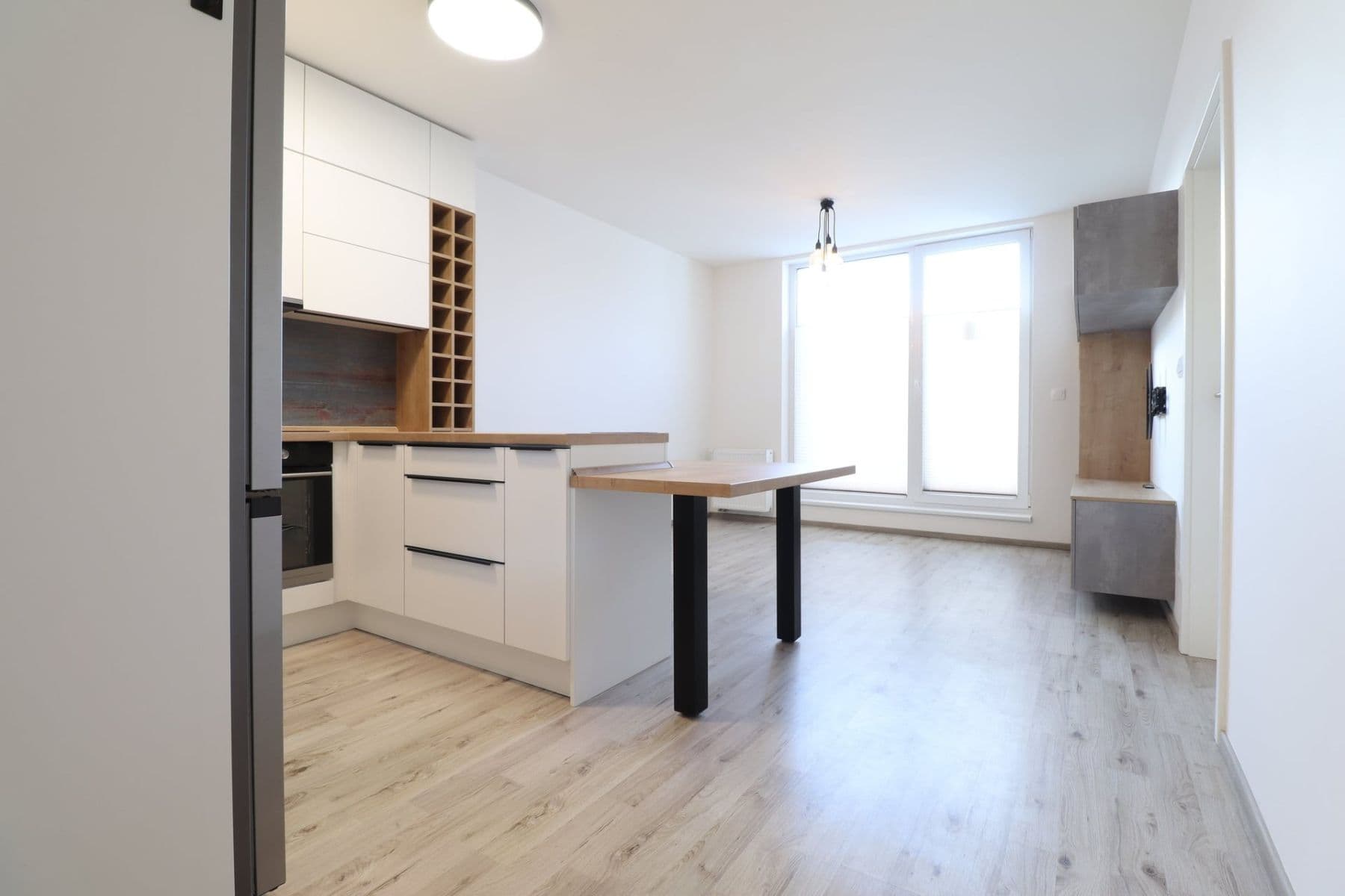 Pronájem bytu 2+kk 53 m², Velvarská, Horoměřice, Středočeský kraj Pronájem bytu 2+kk 53 m², Velvarská, Horoměřice, Středočeský kraj