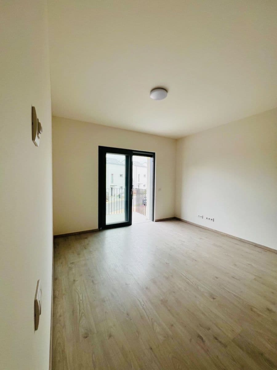 Pronájem bytu 2+kk 46 m², K Jezírku, Herink, Středočeský kraj Pronájem bytu 2+kk 46 m², K Jezírku, Herink, Středočeský kraj