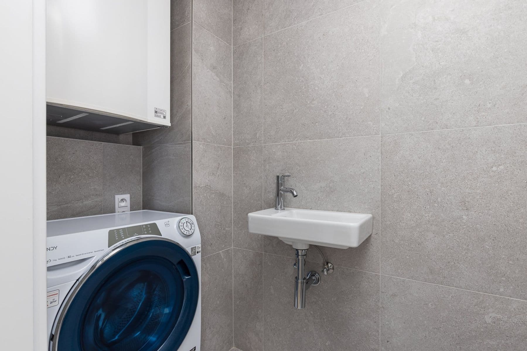 Pronájem bytu 2+kk 57 m², Hábova, Praha, Praha Pronájem bytu 2+kk 57 m², Hábova, Praha, Praha