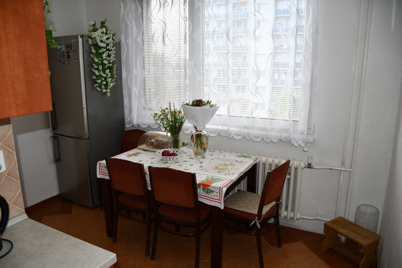 Prodej bytu 2+1 54 m², Slovácká, Břeclav, Jihomoravský kraj Prodej bytu 2+1 54 m², Slovácká, Břeclav, Jihomoravský kraj