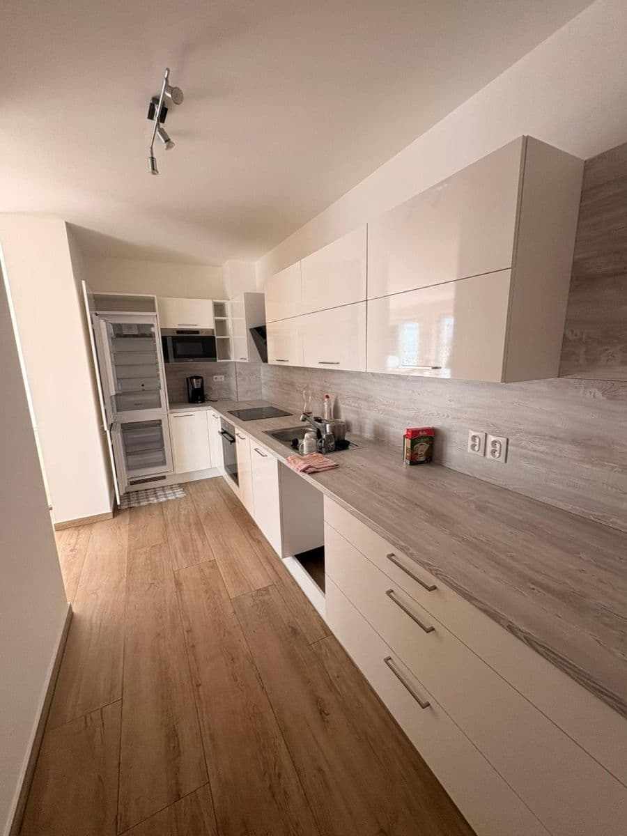 Prodej bytu 2+kk 59 m², Třída Jiřího Pelikána, Olomouc, Olomoucký kraj Prodej bytu 2+kk 59 m², Třída Jiřího Pelikána, Olomouc, Olomoucký kraj