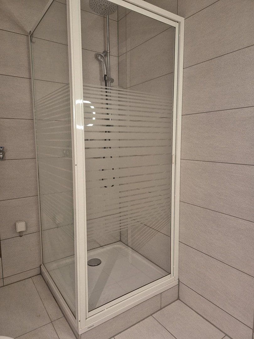 Pronájem bytu 1+1 36 m², Gernsbach, Bádensko-Württembersko Pronájem bytu 1+1 36 m², Gernsbach, Bádensko-Württembersko
