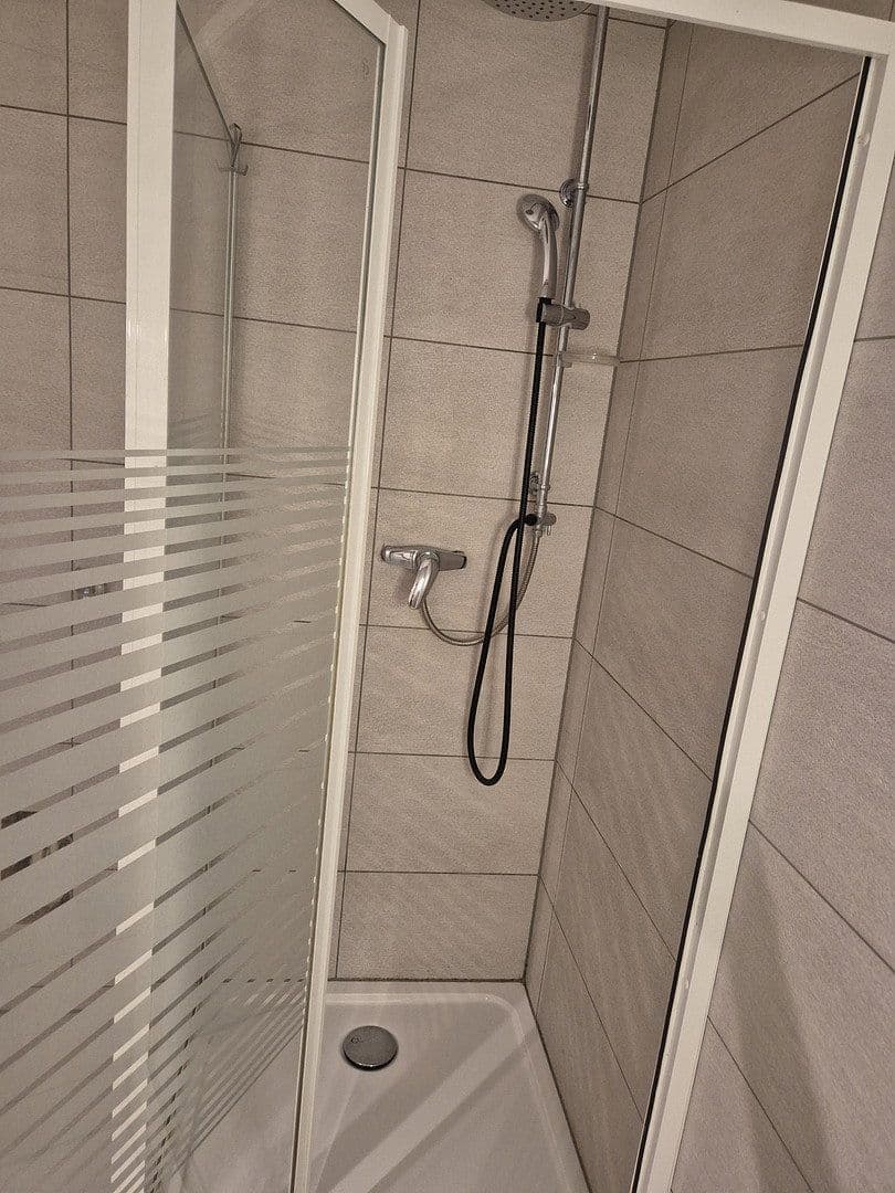 Pronájem bytu 1+1 36 m², Gernsbach, Bádensko-Württembersko Pronájem bytu 1+1 36 m², Gernsbach, Bádensko-Württembersko