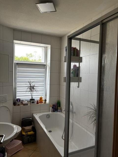 Pronájem bytu 3+1 58 m², Clara-Zetkin-Straße 1, Sondershausen, Durynsko Pronájem bytu 3+1 58 m², Clara-Zetkin-Straße 1, Sondershausen, Durynsko