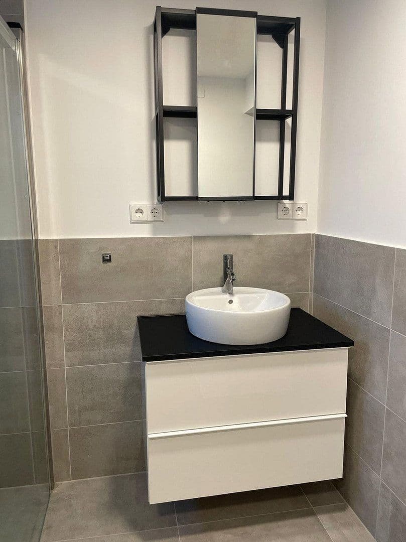 Pronájem bytu 1+1 26 m², Crailsheimerstraße 15, Stuttgart, Bádensko-Württembersko Pronájem bytu 1+1 26 m², Crailsheimerstraße 15, Stuttgart, Bádensko-Württembersko