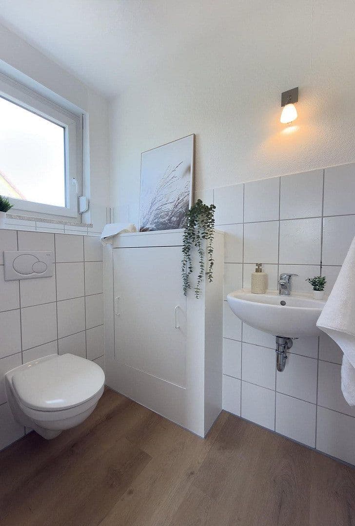 Prodej domu 140 m², pozemek 286 m², Am Dörpe, Göttingen, Dolní Sasko Prodej domu 140 m², pozemek 286 m², Am Dörpe, Göttingen, Dolní Sasko