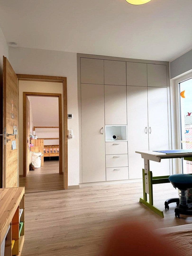 Prodej domu 151 m², pozemek 815 m², Schlüchtern, Hessen Prodej domu 151 m², pozemek 815 m², Schlüchtern, Hessen