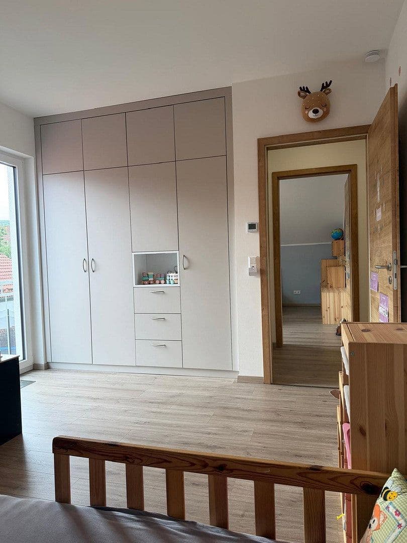 Prodej domu 151 m², pozemek 815 m², Schlüchtern, Hessen Prodej domu 151 m², pozemek 815 m², Schlüchtern, Hessen