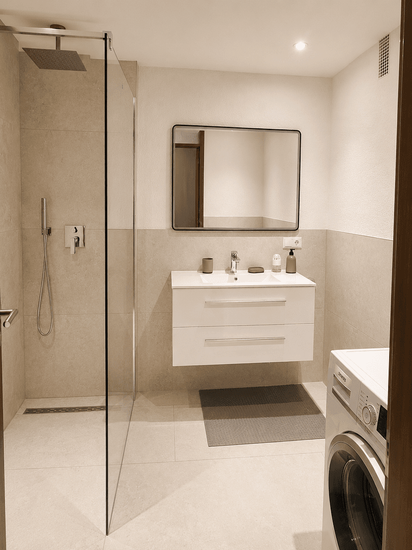 Pronájem bytu 3+1 85 m², Leonberg, Bádensko-Württembersko Pronájem bytu 3+1 85 m², Leonberg, Bádensko-Württembersko
