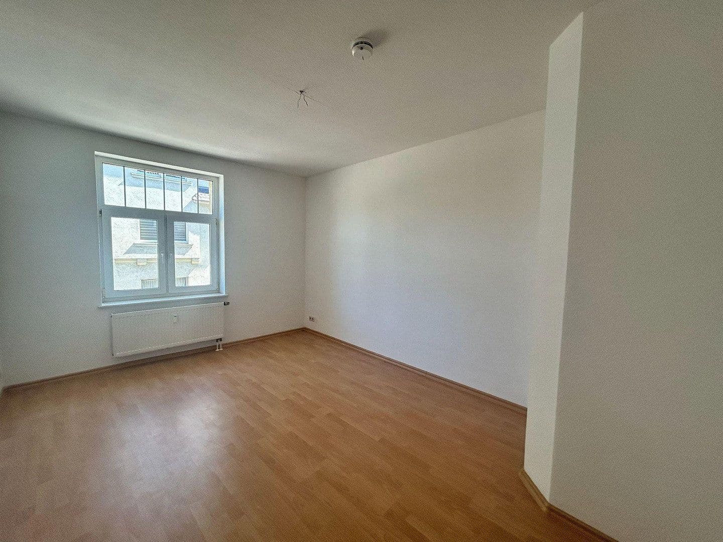 Pronájem bytu 3+1 87 m², Goldbachstraße 8, Hohenstein-Ernstthal, Sasko Pronájem bytu 3+1 87 m², Goldbachstraße 8, Hohenstein-Ernstthal, Sasko