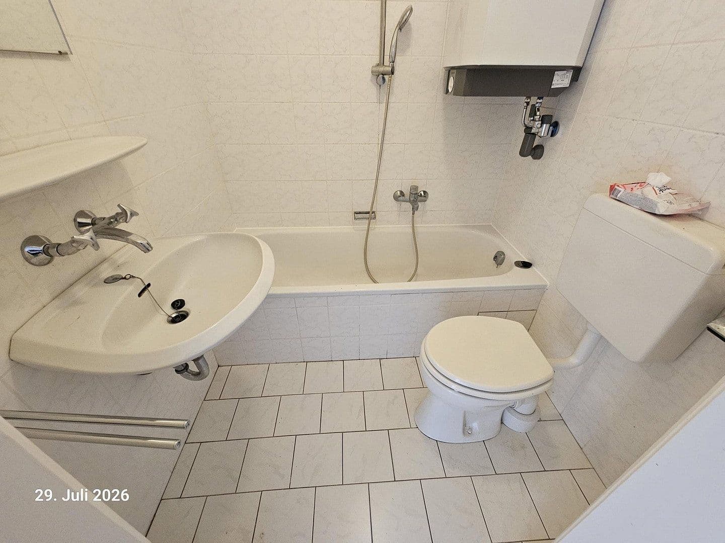 Pronájem bytu 1+1 23 m², Brecherspitzstraße 3, München, Bavorsko Pronájem bytu 1+1 23 m², Brecherspitzstraße 3, München, Bavorsko