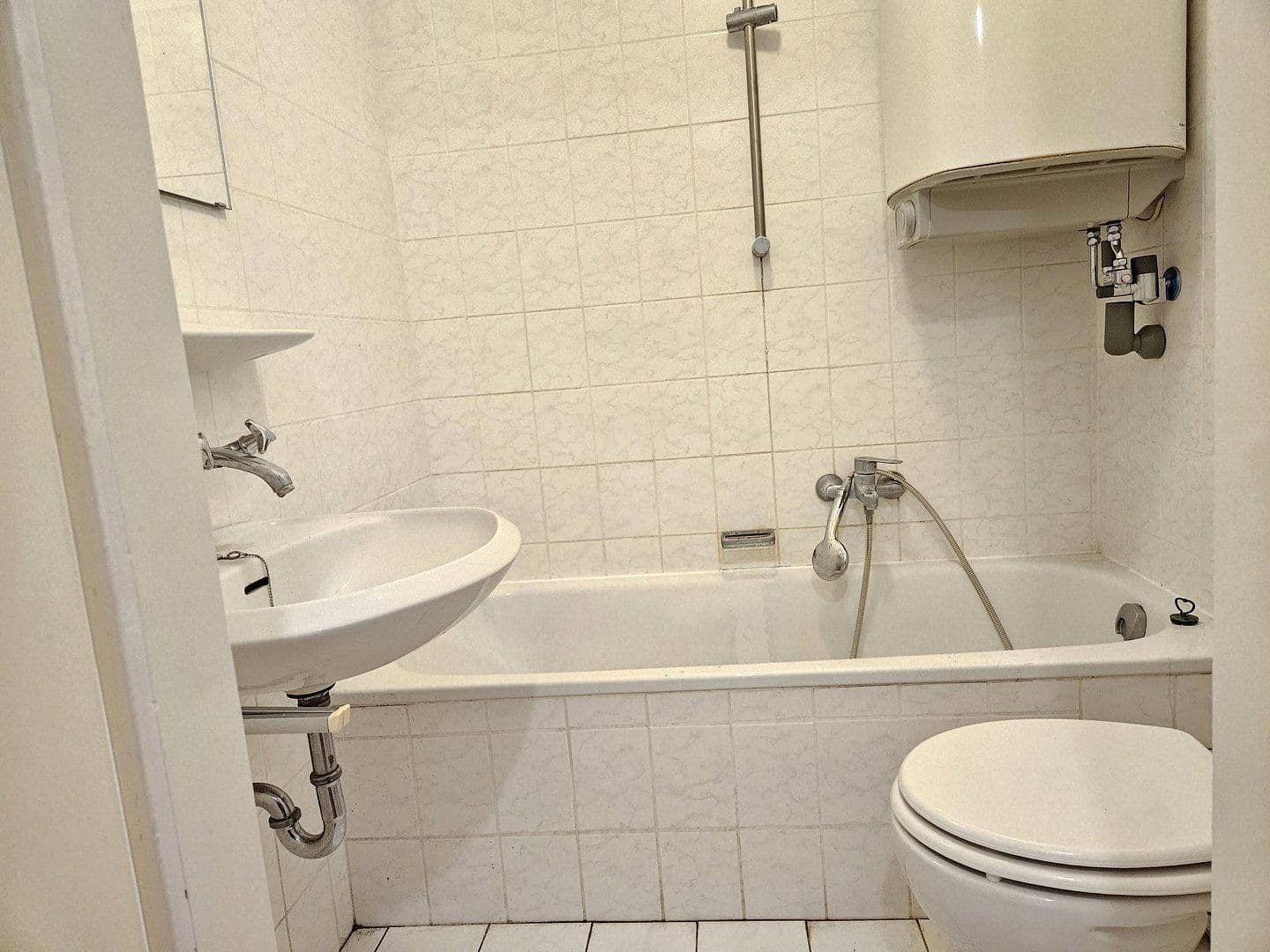 Pronájem bytu 1+1 23 m², Brecherspitzstraße 3, München, Bavorsko Pronájem bytu 1+1 23 m², Brecherspitzstraße 3, München, Bavorsko