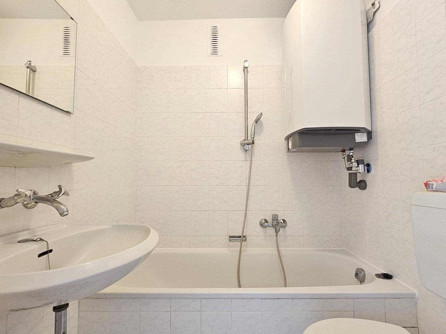 Pronájem bytu 1+1 23 m², Brecherspitzstraße 3, München, Bavorsko Pronájem bytu 1+1 23 m², Brecherspitzstraße 3, München, Bavorsko
