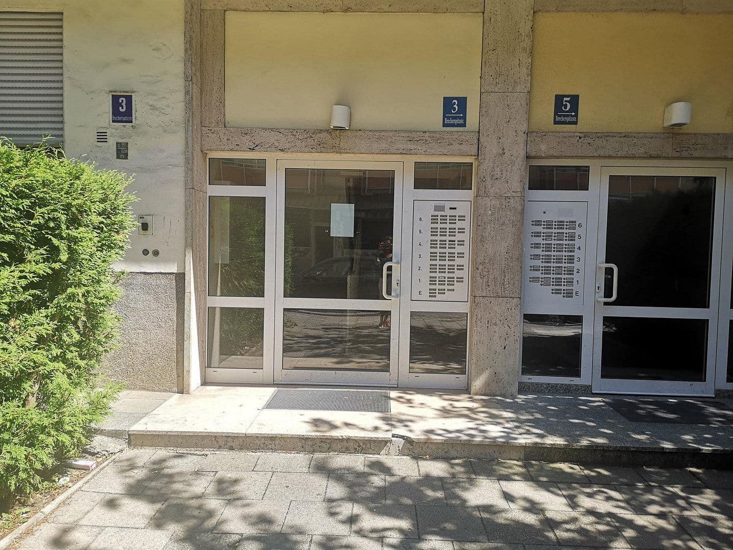 Pronájem bytu 1+1 23 m², Brecherspitzstraße 3, München, Bavorsko Pronájem bytu 1+1 23 m², Brecherspitzstraße 3, München, Bavorsko
