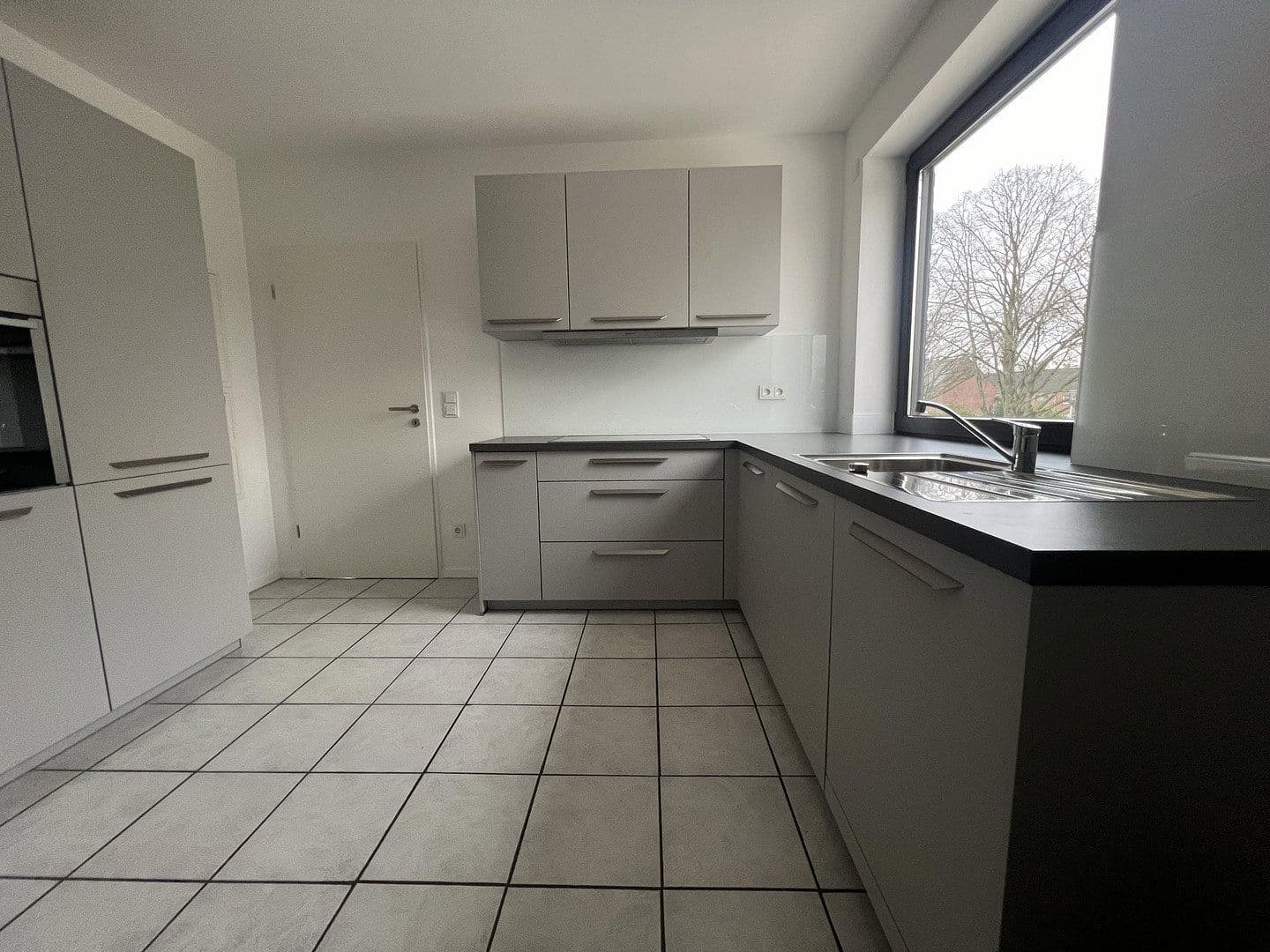 Pronájem bytu 2+1 65 m², Mönchengladbach, Severní Porýní-Vestfálsko Pronájem bytu 2+1 65 m², Mönchengladbach, Severní Porýní-Vestfálsko