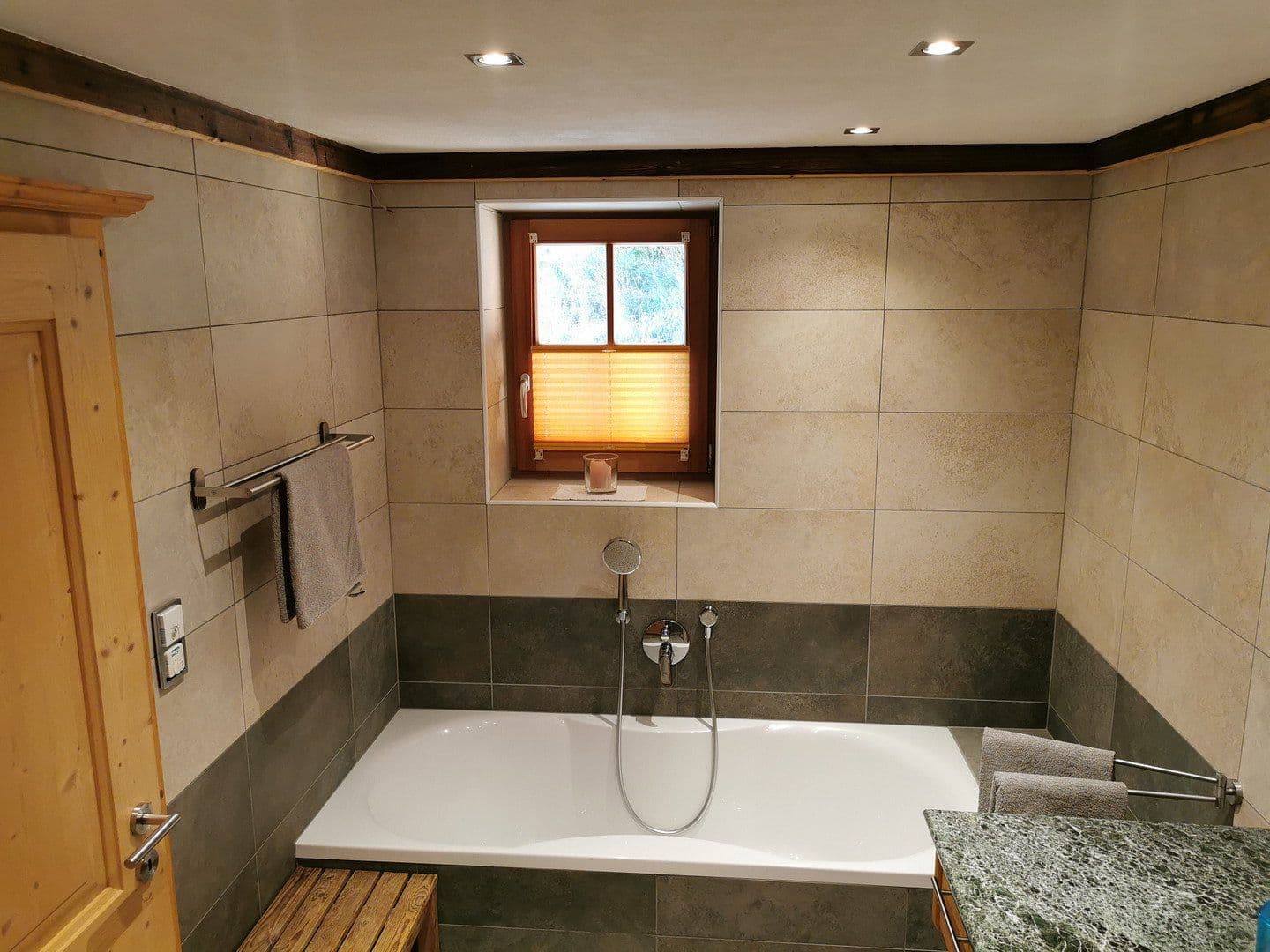 Pronájem bytu 3+1 95 m², Achenweg 84a, Kitzbühel, Tyrolsko Pronájem bytu 3+1 95 m², Achenweg 84a, Kitzbühel, Tyrolsko