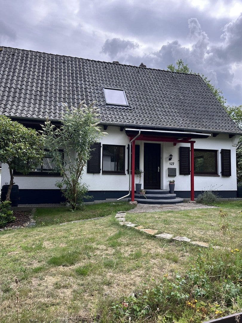 Pronájem domu 100 m², pozemek 1.005 m², Neugrabener Bahnhofstr. 127, Hamburg, Hamburg Pronájem domu 100 m², pozemek 1.005 m², Neugrabener Bahnhofstr. 127, Hamburg, Hamburg