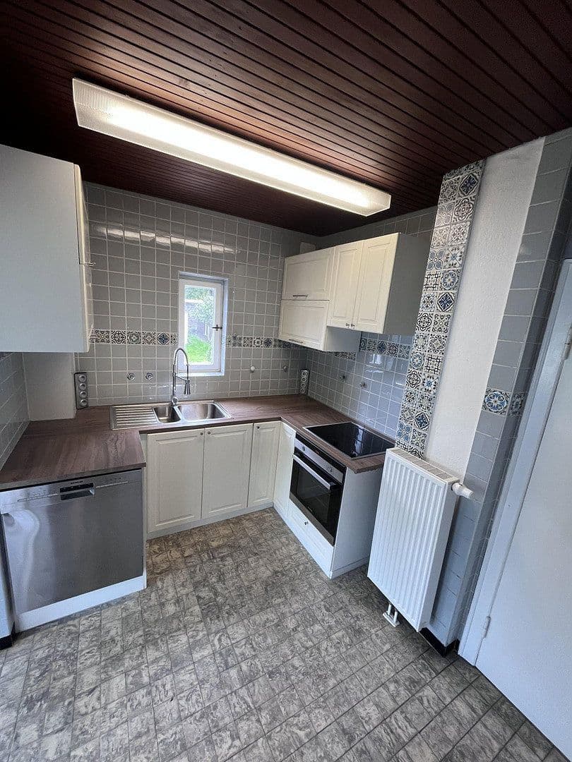 Pronájem domu 100 m², pozemek 1.005 m², Neugrabener Bahnhofstr. 127, Hamburg, Hamburg Pronájem domu 100 m², pozemek 1.005 m², Neugrabener Bahnhofstr. 127, Hamburg, Hamburg