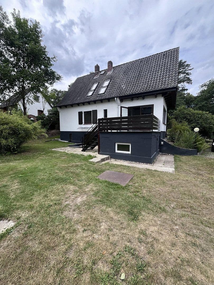 Pronájem domu 100 m², pozemek 1.005 m², Neugrabener Bahnhofstr. 127, Hamburg, Hamburg Pronájem domu 100 m², pozemek 1.005 m², Neugrabener Bahnhofstr. 127, Hamburg, Hamburg