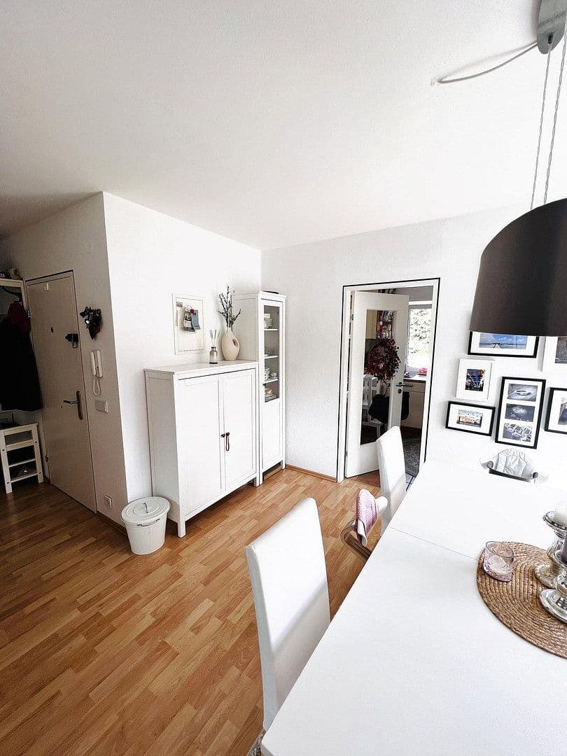 Pronájem bytu 3+kk 105 m², Apoldaer Weg 5, Mannheim, Bádensko-Württembersko Pronájem bytu 3+kk 105 m², Apoldaer Weg 5, Mannheim, Bádensko-Württembersko