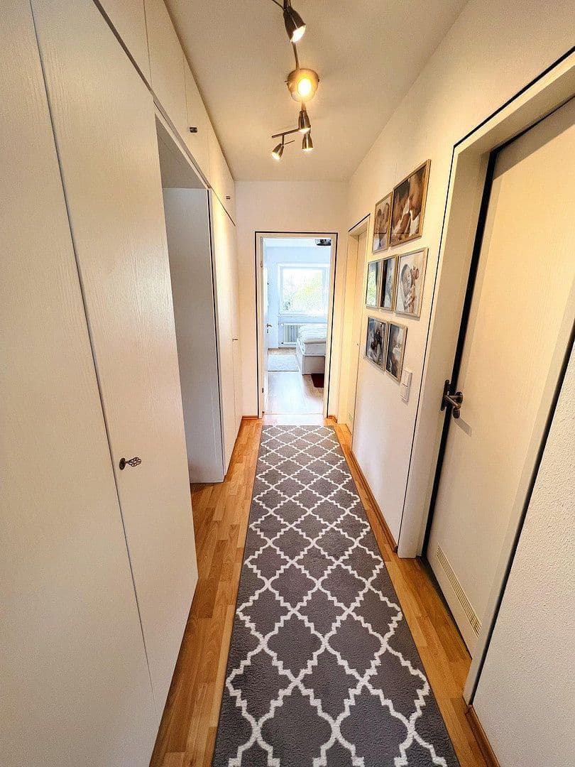 Pronájem bytu 3+kk 105 m², Apoldaer Weg 5, Mannheim, Bádensko-Württembersko Pronájem bytu 3+kk 105 m², Apoldaer Weg 5, Mannheim, Bádensko-Württembersko