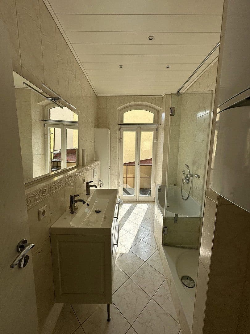 Prodej bytu 5+1 121 m², Markgrafenstraße 13, Nürnberg, Bavorsko Prodej bytu 5+1 121 m², Markgrafenstraße 13, Nürnberg, Bavorsko