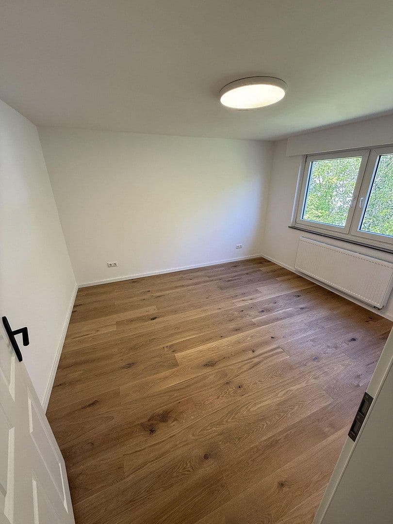 Pronájem bytu 70 m², Eichendorffstr. 13, Ludwigsburg, Bádensko-Württembersko Pronájem bytu 70 m², Eichendorffstr. 13, Ludwigsburg, Bádensko-Württembersko