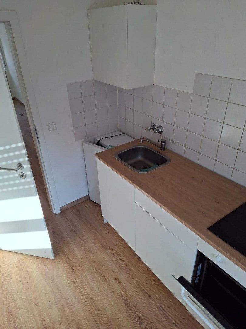 Pronájem bytu 2+1 36 m², Langgasse 39 / Karl-Kellner-Ring 18, Wetzlar, Hessen Pronájem bytu 2+1 36 m², Langgasse 39 / Karl-Kellner-Ring 18, Wetzlar, Hessen