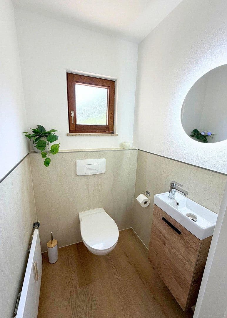 Prodej bytu 3+1 71 m², Pfullingen, Bádensko-Württembersko Prodej bytu 3+1 71 m², Pfullingen, Bádensko-Württembersko