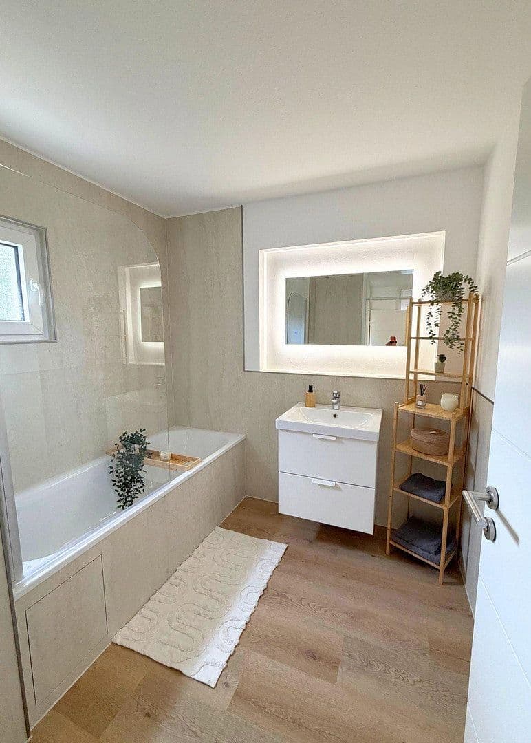 Prodej bytu 3+1 71 m², Pfullingen, Bádensko-Württembersko Prodej bytu 3+1 71 m², Pfullingen, Bádensko-Württembersko