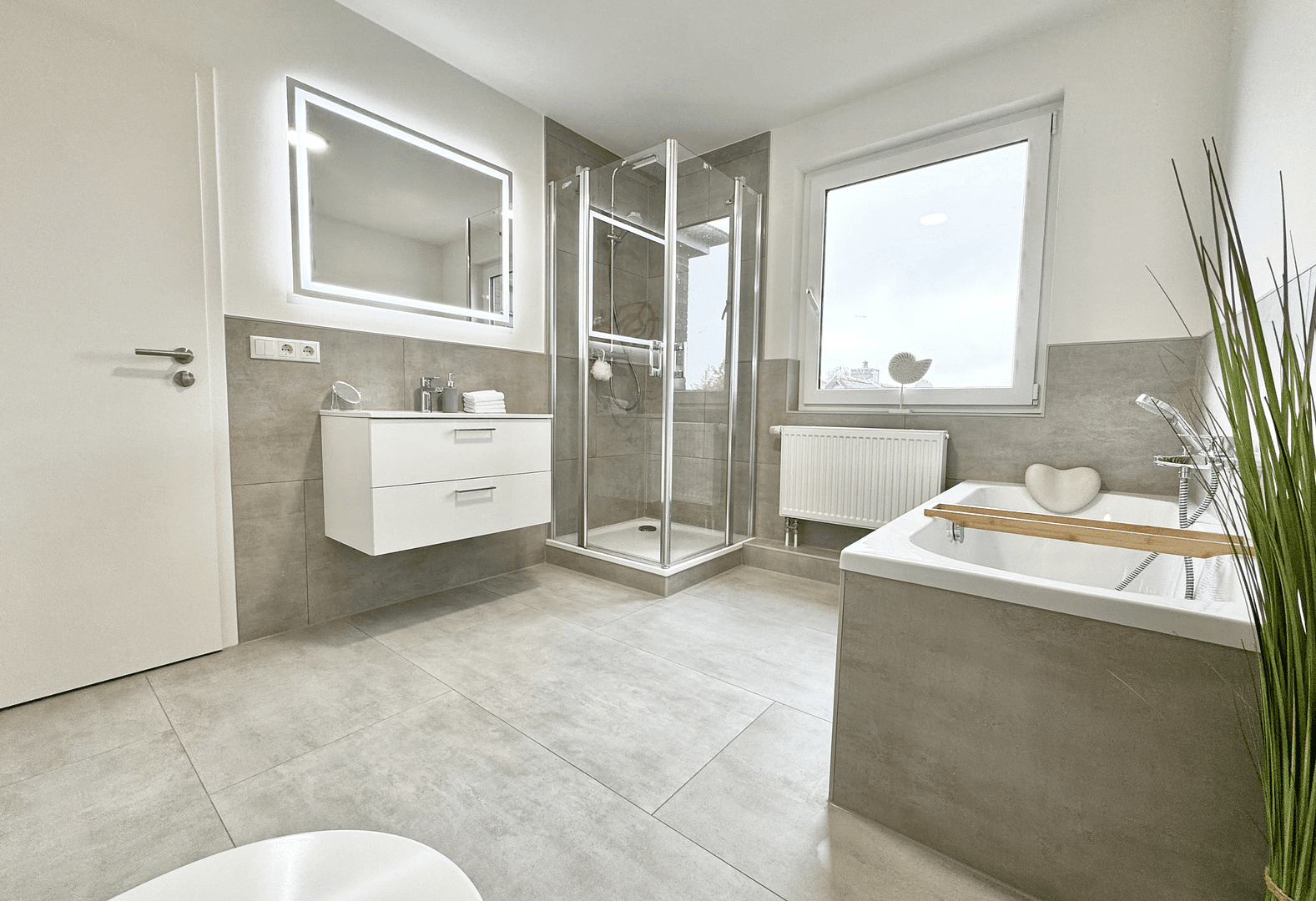 Prodej bytu 4+1 132 m², Lübeck, Šlesvicko-Holštýnsko Prodej bytu 4+1 132 m², Lübeck, Šlesvicko-Holštýnsko