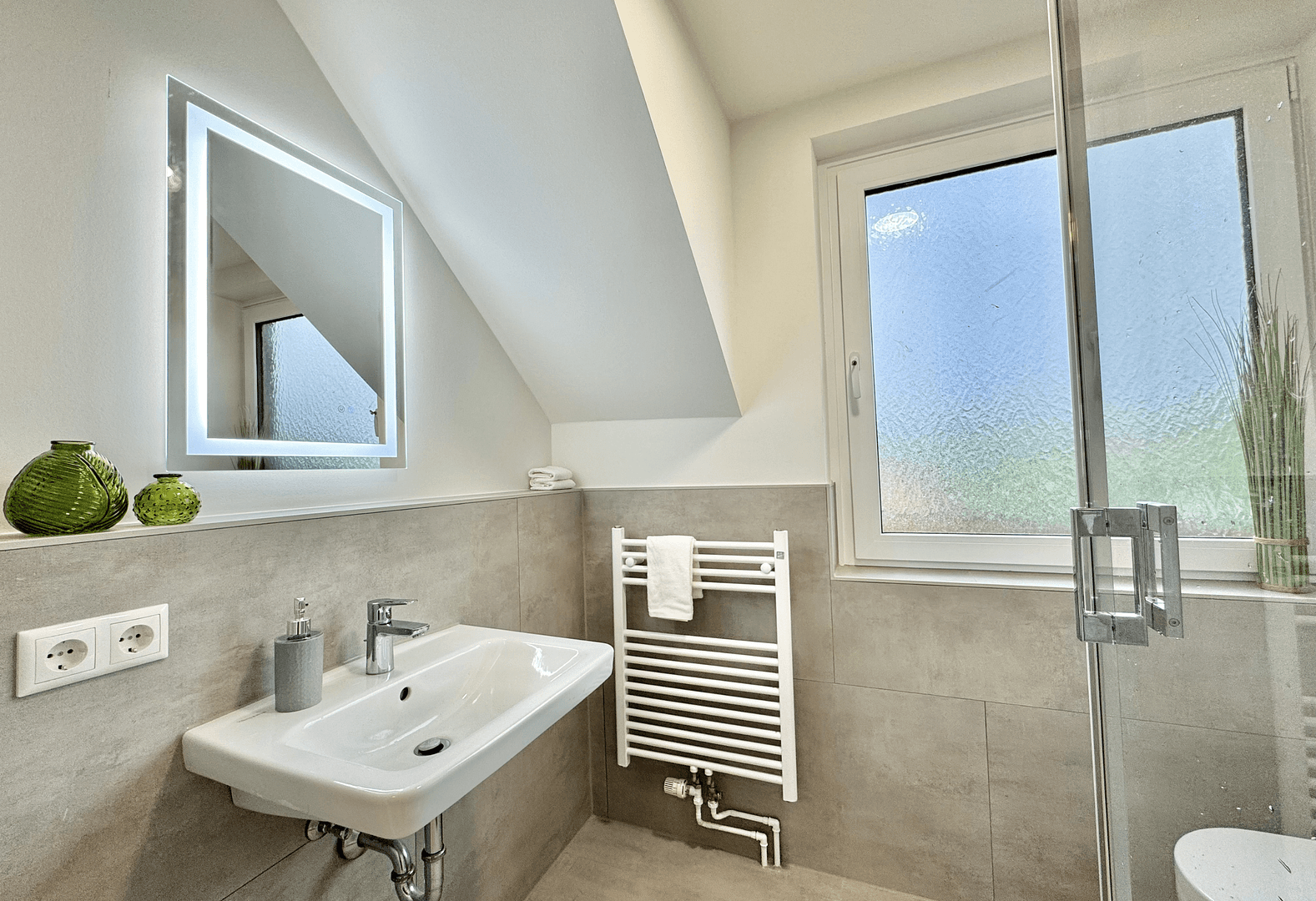 Prodej bytu 4+1 132 m², Lübeck, Šlesvicko-Holštýnsko Prodej bytu 4+1 132 m², Lübeck, Šlesvicko-Holštýnsko