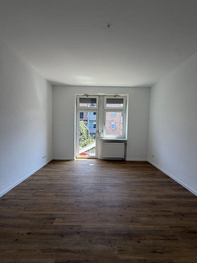 Pronájem bytu 1+1 41 m², Stolberg Straße 6, Mannheim, Bádensko-Württembersko Pronájem bytu 1+1 41 m², Stolberg Straße 6, Mannheim, Bádensko-Württembersko