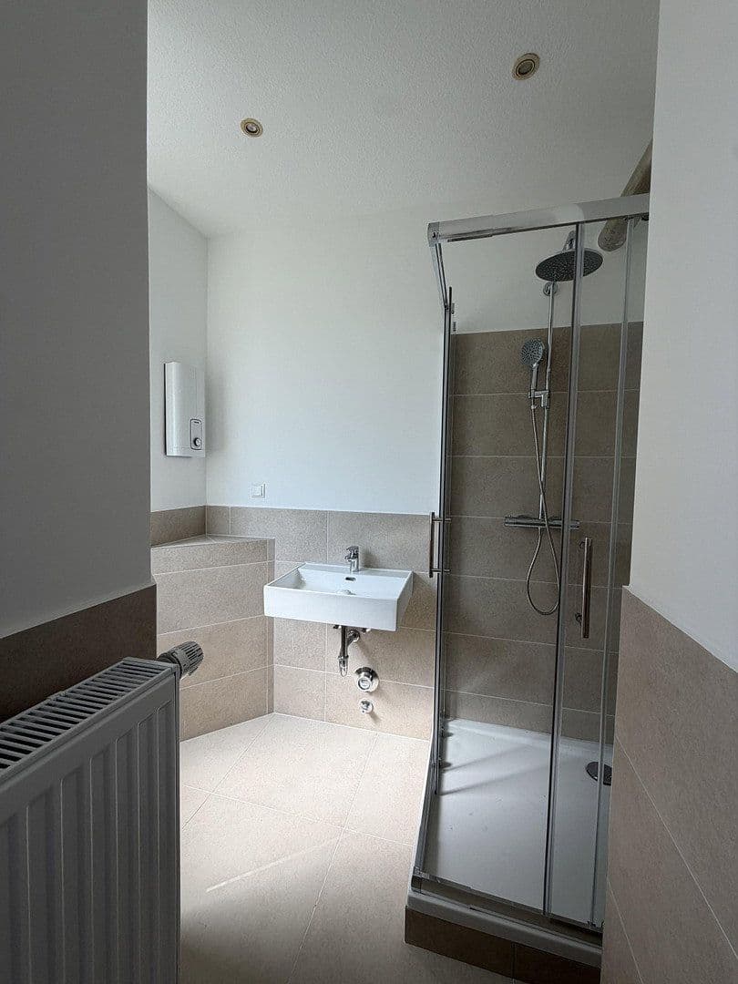 Pronájem bytu 1+1 36 m², Stolberger Straße 6, Mannheim, Bádensko-Württembersko Pronájem bytu 1+1 36 m², Stolberger Straße 6, Mannheim, Bádensko-Württembersko