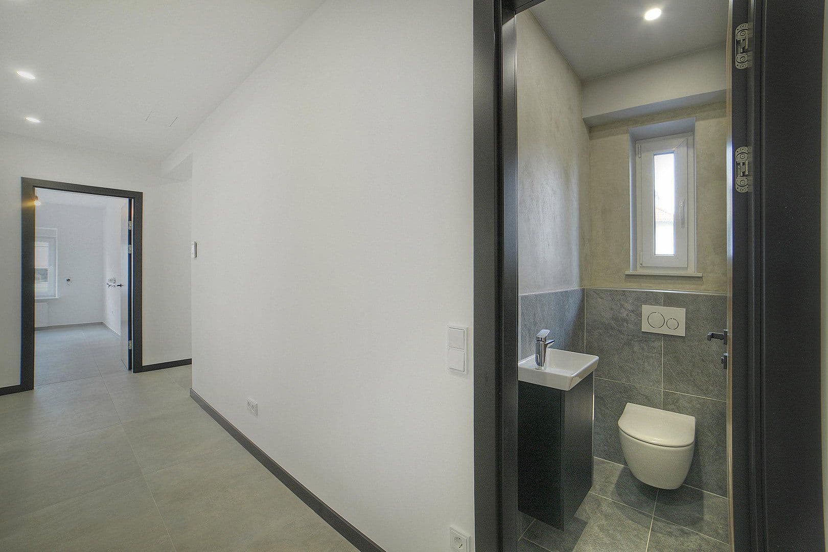 Prodej domu 942 m², pozemek 516 m², Pucherstraße 8, Fürstenfeldbruck, Bavorsko Prodej domu 942 m², pozemek 516 m², Pucherstraße 8, Fürstenfeldbruck, Bavorsko