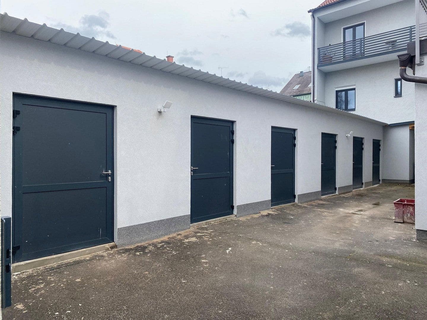 Prodej domu 942 m², pozemek 516 m², Pucherstraße 8, Fürstenfeldbruck, Bavorsko Prodej domu 942 m², pozemek 516 m², Pucherstraße 8, Fürstenfeldbruck, Bavorsko