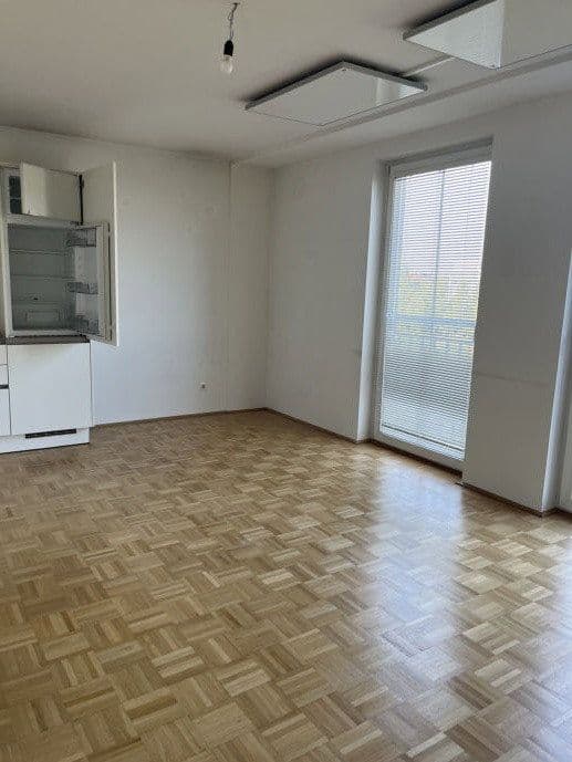 Pronájem bytu 1+1 33 m², Spittelauer Lände 9, Wien, Wien Pronájem bytu 1+1 33 m², Spittelauer Lände 9, Wien, Wien