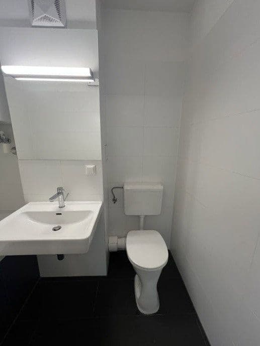Pronájem bytu 1+1 33 m², Spittelauer Lände 9, Wien, Wien Pronájem bytu 1+1 33 m², Spittelauer Lände 9, Wien, Wien